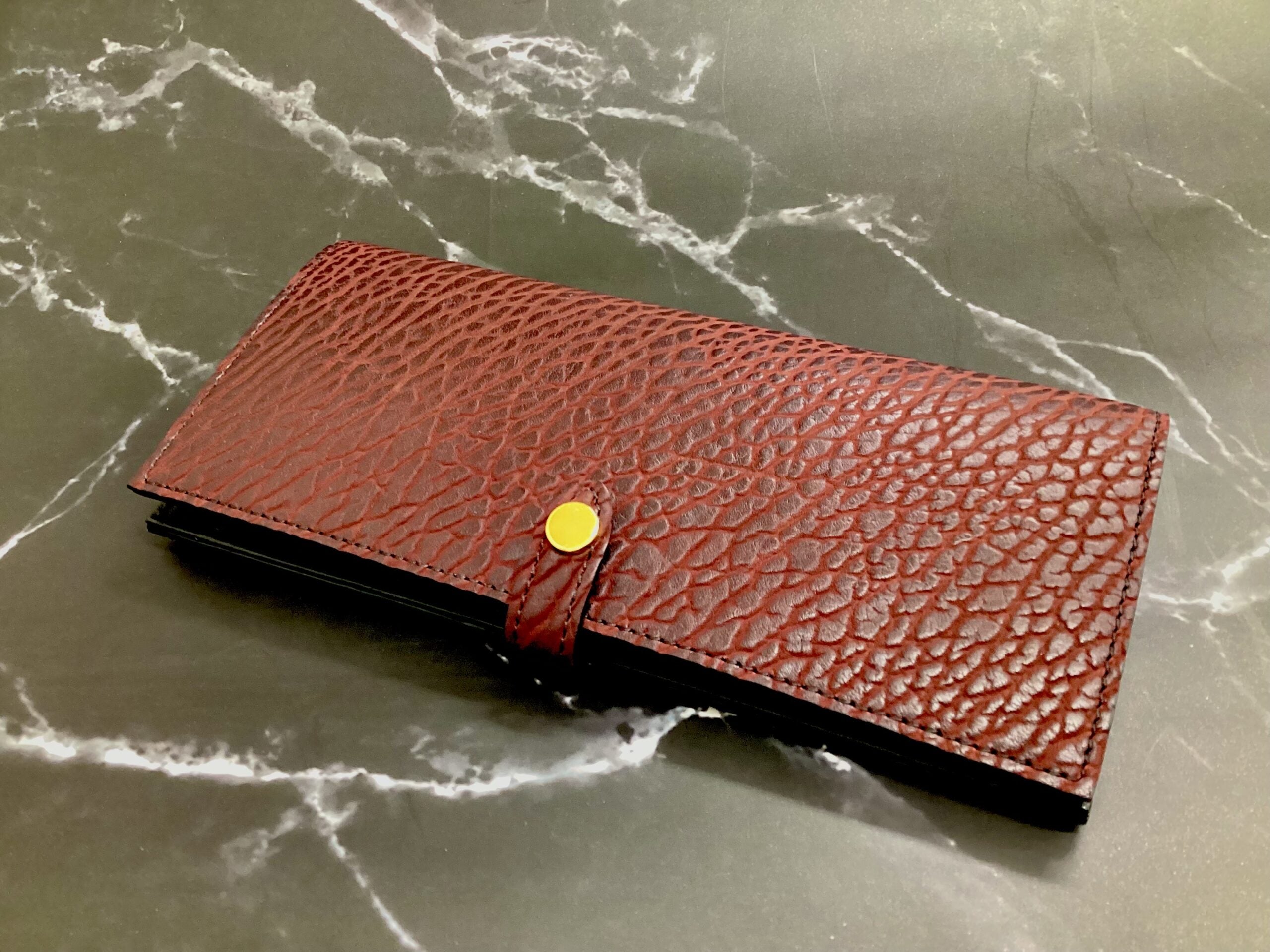 【限定1点のみシールレザー】ストラップロングウォレット