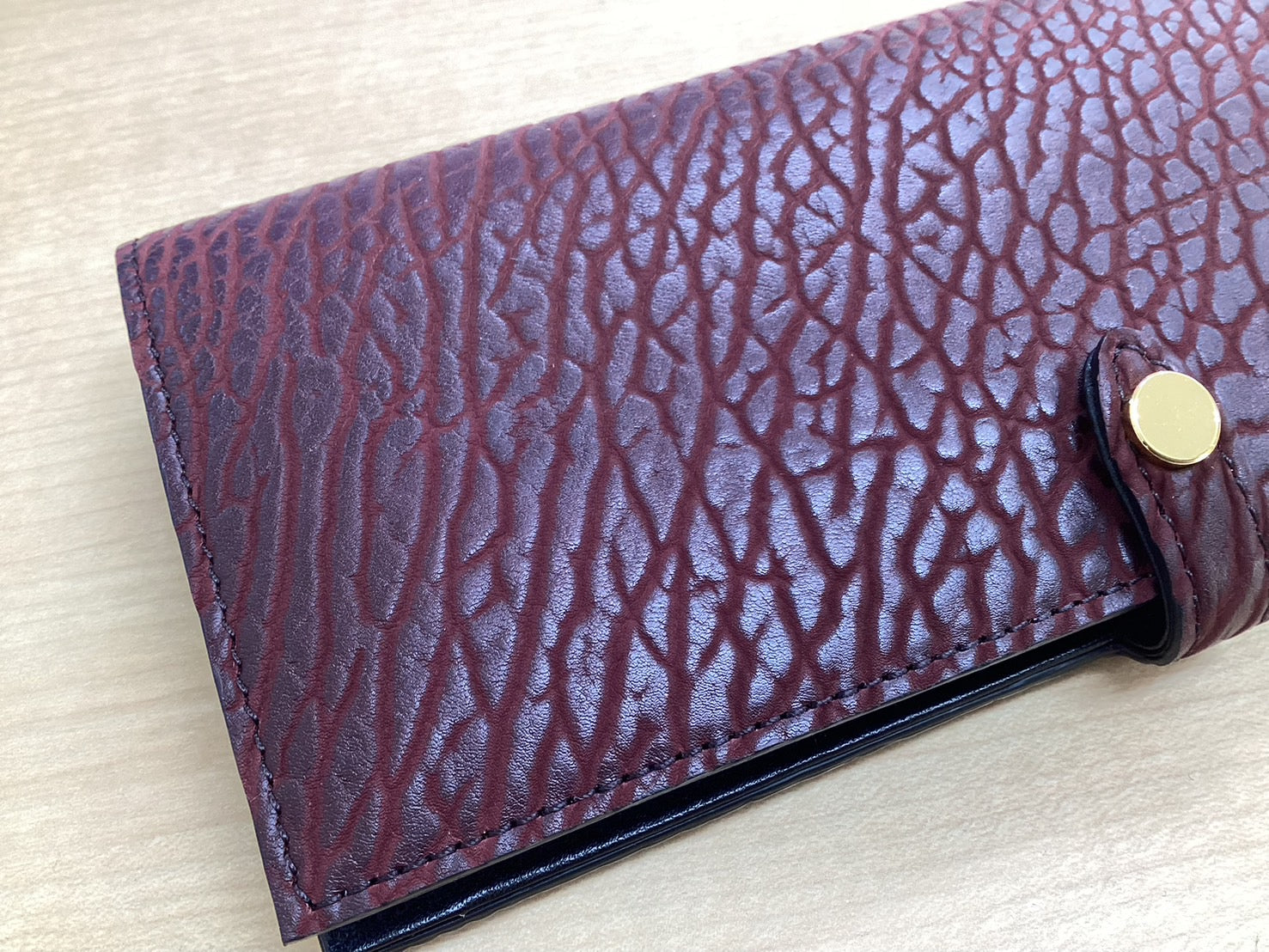 【限定1点のみシールレザー】ストラップロングウォレット